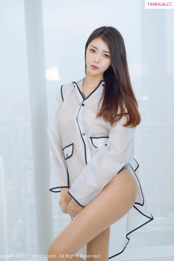可乐Vicky  清纯美女可樂Vicky 明亮浴室灵动耀眼第49张图片